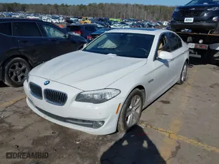 2012 BMW 5 Series 528i with VIN WBAXG5C53CDY30237, listed as a IAAI auction lot 41439943 with 193,180 mi miles. Bid and sale history available at carsss.com. Image 2.