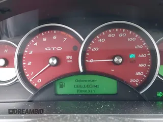2005 Pontiac GTO with VIN 6G2VX12U05L370479, listed as a IAAI auction lot 41721469 with 86,683 mi miles. Bid and sale history available at carsss.com. Image 15.