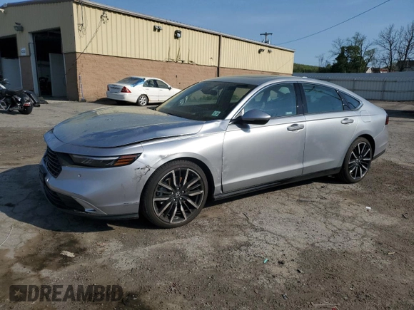 2024 Honda Accord Touring с VIN 1HGCY2F82RA063138, выставлен на аукционе Copart как лот 55148295 с пробегом 7 613 миль миль и Списание • Salvage title. История ставок и продаж доступна на DreamBid. Изображение 1.