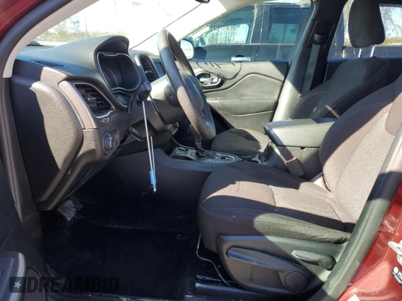 2021 Jeep Cherokee Latitude with VIN 1C4PJLCB2MD119824, listed as a Copart auction lot 81811834 with 65,315 mi miles and Salvage Title. Bid and sale history available at carsss.com. Image 7.