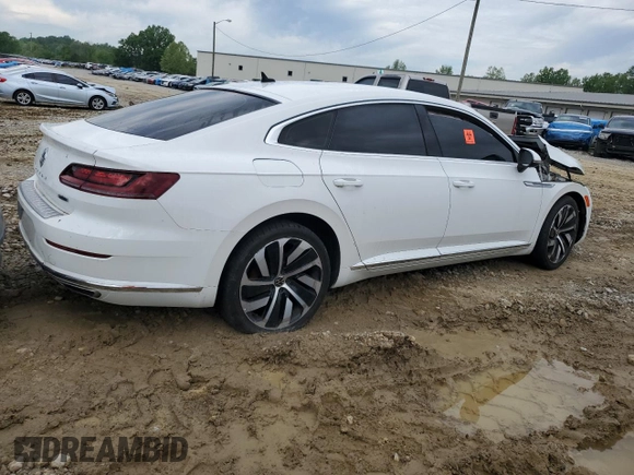 2019 Volkswagen Arteon SE z VIN WVWBR7AN1KE000435, wystawiony jako Copart lot #55991645 z przebiegiem 70 285 mil mil oraz Czysty tytuł • Clean title. Historia ofert i sprzedaży dostępna na DreamBid. Obrazek 3.