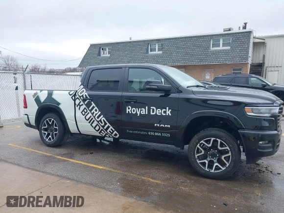 2025 Ram 1500 Laramie с VIN 1C6SRFJP2SN529640, выставлен на аукционе IAAI как лот 41718173 с пробегом 9 870 миль миль и . История ставок и продаж доступна на DreamBid. Изображение 13.