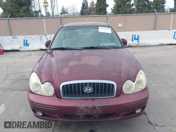 2004 Hyundai Sonata with VIN KMHWF25S84A040837, listed as a IAAI auction lot 41591528 with 76,606 mi miles. Bid and sale history available at carsss.com. Image 6.