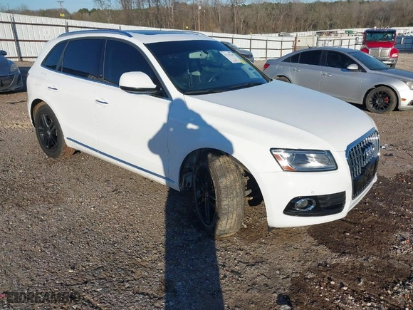 2017 Audi Q5 Premium with VIN WA1C2AFP3HA098846, listed as a IAAI auction lot 41232766 with 103,647 mi miles. Bid and sale history available at carsss.com. Image 1.