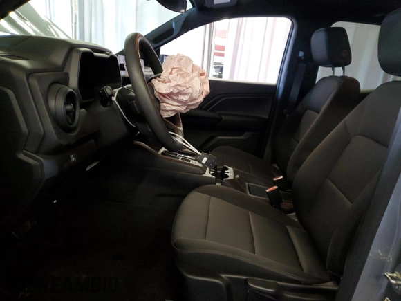 2024 Chevrolet Colorado 2WD Work Truck with VIN 1GCGSBEC6R1125843, listed as a Copart auction lot 80292464 with 12,476 mi miles and Clean title. Bid and sale history available at DreamBid. Image 7.
