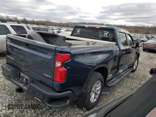 2021 Chevrolet Silverado 1500 RST with VIN 1GCUYEED7MZ273974, listed as a Copart auction lot 81060014 with 102,210 mi miles and Salvage Title. Bid and sale history available at carsss.com. Image 3.