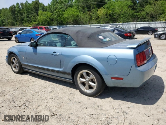 2006 Ford Mustang Standard with VIN 1ZVFT84N165257831, listed as a Copart auction lot 55526005 with 123,603 mi miles and Clean title. Bid and sale history available at DreamBid. Image 2.