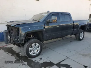 2018 Chevrolet Silverado 3500HD High Country with VIN 1GC4K1EY8JF189768, listed as a Copart auction lot 75400344 with 96,450 mi miles and Salvage Title. Bid and sale history available at carsss.com. Image 1.