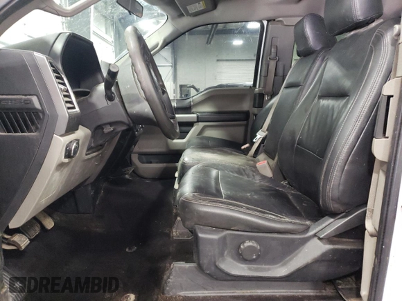 2016 Ford F-150 XLT with VIN 1FTFX1EG9GFD13167, listed as a Copart auction lot 72001224 with 163,875 mi miles and Salvage Title. Bid and sale history available at carsss.com. Image 7.