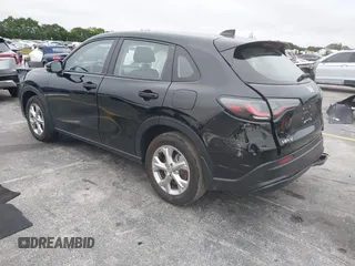 2024 Honda HR-V LX with VIN 3CZRZ1H39RM734657, listed as a IAAI auction lot 41384612 with 6,578 mi miles. Bid and sale history available at carsss.com. Image 3.