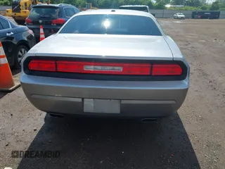 2013 Dodge Challenger SXT с VIN 2C3CDYAG7DH675121, выставлен на аукционе IAAI как лот 42623166 с пробегом 189 604 миль миль и . История ставок и продаж доступна на DreamBid. Изображение 17.