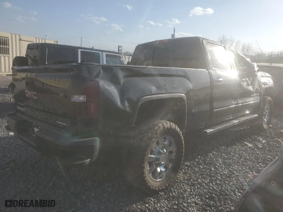 2017 GMC Sierra 2500HD Denali with VIN 1GT12UEY6HF232938, listed as a Copart auction lot 49150515 with 116,949 mi miles and Salvage Title. Bid and sale history available at carsss.com. Image 3.
