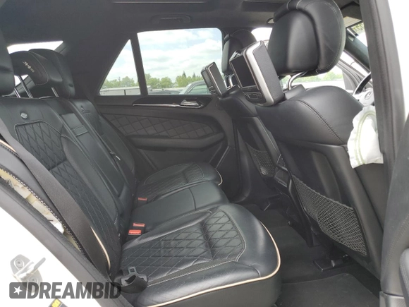 2013 Mercedes-Benz M 550 with VIN 4JGDA7DB9DA184708, listed as a Copart auction lot 53168655 with 99,068 mi miles and Salvage title. Bid and sale history available at DreamBid. Image 11.