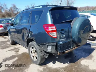 2011 Toyota RAV4 with VIN 2T3ZF4DV8BW092640, listed as a IAAI auction lot 41828058 with 132,575 mi miles and . Bid and sale history available at DreamBid. Image 18.