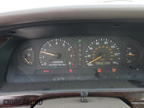 1998 Toyota Avalon XL with VIN 4T1BF18B0WU284522, listed as a Copart auction lot 45590925 with 278,690 mi miles and Salvage Title. Bid and sale history available at DreamBid. Image 9.