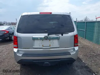 2013 Honda Pilot LX with VIN 5FNYF4H21DB076834, listed as a IAAI auction lot 41879938 with 174,219 mi miles. Bid and sale history available at carsss.com. Image 16.