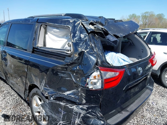 2017 Toyota Sienna LE Auto Access Seat with VIN 5TDKZ3DC6HS830933, listed as a IAAI auction lot 41973417 with 88,449 mi miles and . Bid and sale history available at DreamBid. Image 14.