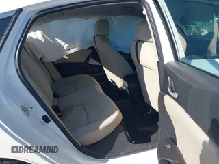 2020 Honda Civic LX z VIN 19XFC2F68LE206395, wystawiony jako IAAI lot #41720356 z przebiegiem 38 037 mil mil oraz . Historia ofert i sprzedaży dostępna na DreamBid. Obrazek 8.