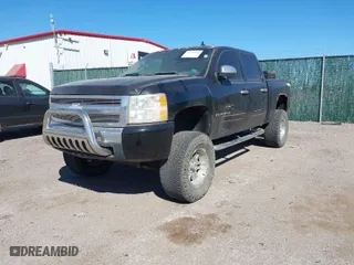 2008 Chevrolet Silverado 1500 LT w/1LT with VIN 2GCEK13M181171750, listed as a IAAI auction lot 41760188 with 160,625 mi miles. Bid and sale history available at carsss.com. Image 2.