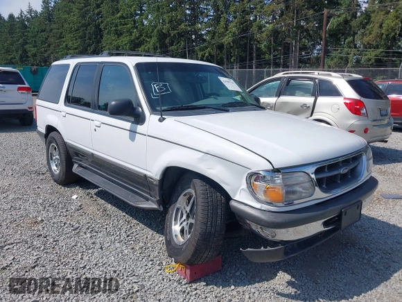 1998 Ford Explorer XL z VIN 1FMZU34E3WZA90831, wystawiony jako IAAI lot #42500120 z przebiegiem 97 799 mil mil oraz . Historia ofert i sprzedaży dostępna na DreamBid. Obrazek 6.