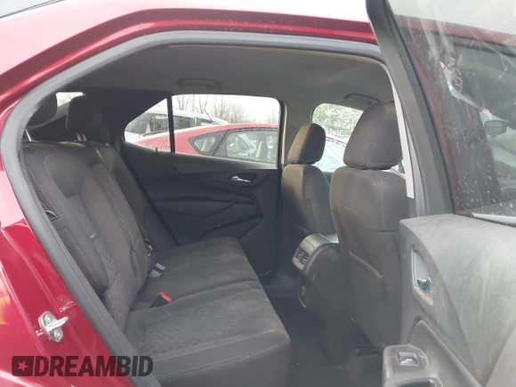 2021 Chevrolet Equinox LT with VIN 3GNAXKEVXML310379, listed as a IAAI auction lot 41918006 with 42,986 mi miles. Bid and sale history available at carsss.com. Image 8.