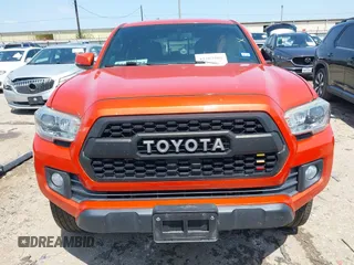 2017 Toyota Tacoma SR5 with VIN 5TFCZ5AN4HX091383, listed as a IAAI auction lot 42202505 with 82,000 mi miles and . Bid and sale history available at DreamBid. Image 12.