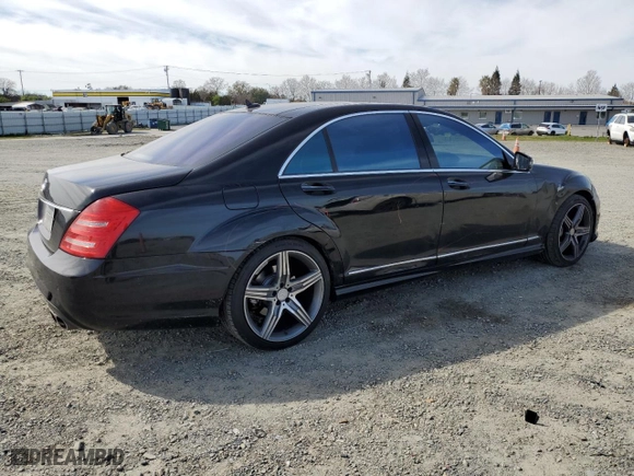 2012 Mercedes-Benz S-Class S 550 with VIN WDDNG7DBXCA422271, listed as a Copart auction lot 47026605 with 92,190 mi miles and Salvage Title. Bid and sale history available at carsss.com. Image 3.