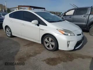 2013 Toyota Prius One with VIN JTDKN3DU9D5685925, listed as a IAAI auction lot 42142830 with 166,976 mi miles and . Bid and sale history available at DreamBid. Image 1.