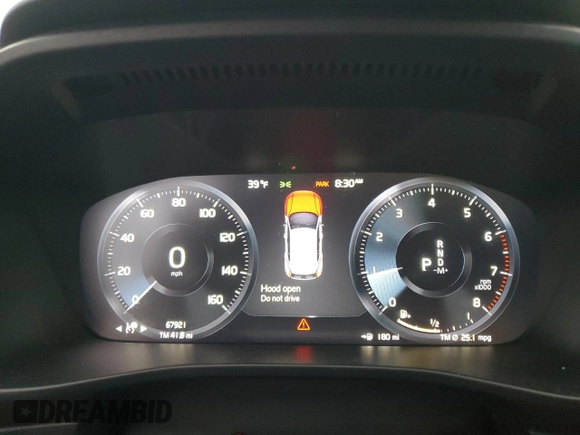 2021 Volvo XC40 Momentum with VIN YV4162UK9M2446794, listed as a Copart auction lot 43543885 with 67,921 mi miles and Salvage Title. Bid and sale history available at DreamBid. Image 9.