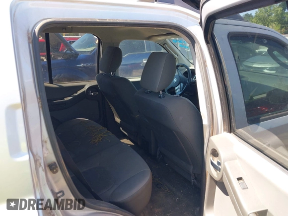 2010 Nissan Xterra S z VIN 5N1AN0NW7AC512384, wystawiony jako IAAI lot #42317041 z przebiegiem 143 994 mil mil oraz . Historia ofert i sprzedaży dostępna na DreamBid. Obrazek 8.