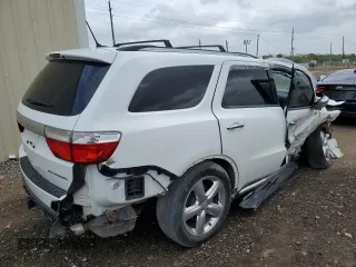 2013 Dodge Durango Citadel with VIN 1C4SDHET2DC613983, listed as a Copart auction lot 80585254 with 164,580 mi miles and Salvage Title. Bid and sale history available at carsss.com. Image 3.