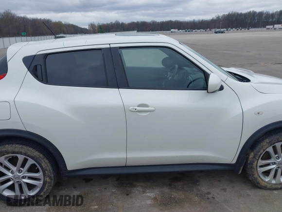 2013 Nissan Juke S with VIN JN8AF5MR6DT226044, listed as a IAAI auction lot 41904714 with 154,445 mi miles. Bid and sale history available at carsss.com. Image 13.