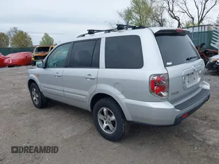 2008 Honda Pilot SE with VIN 5FNYF18348B001042, listed as a IAAI auction lot 42009283 with Not Provided miles and . Bid and sale history available at DreamBid. Image 3.