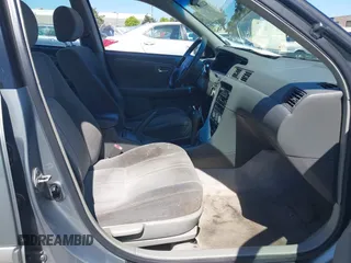 2001 Toyota Camry CE with VIN JT2BG22K810539653, listed as a IAAI auction lot 42236078 with 241,250 mi miles and . Bid and sale history available at DreamBid. Image 5.