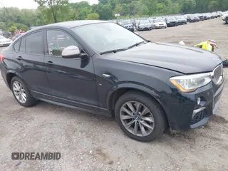 2017 BMW X4 M40i z VIN 5UXXW7C58H0U25635, wystawiony jako IAAI lot #42222381 z przebiegiem 95 307 mil mil oraz . Historia ofert i sprzedaży dostępna na DreamBid. Obrazek 1.