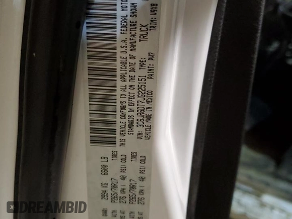 2018 Ram 1500 Tradesman z VIN 3C6JR6DT7JG225151, wystawiony jako Copart lot #86207374 z przebiegiem 72 073 mil mil oraz Szkoda całkowita • Salvage title. Historia ofert i sprzedaży dostępna na DreamBid. Obrazek 12.