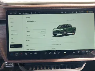 2022 Rivian R1T Adventure z VIN 7FCTGAAA8NN015369, wystawiony jako IAAI lot #41407842 z przebiegiem 22 507 mil mil oraz . Historia ofert i sprzedaży dostępna na DreamBid. Obrazek 18.