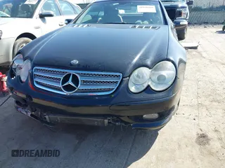 2005 Mercedes-Benz SL 55 AMG with VIN WDBSK74F35F103586, listed as a IAAI auction lot 41958469 with Not provided miles and . Bid and sale history available at DreamBid. Image 6.