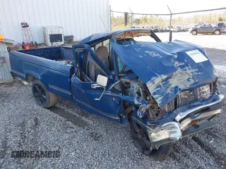 1992 Ford Ranger with VIN 1FTCR10U5NTA75200, listed as a IAAI auction lot 41290102 with 261,634 mi miles. Bid and sale history available at carsss.com. Image 1.
