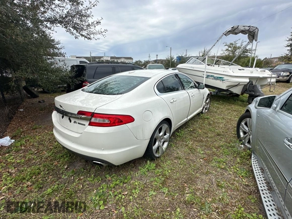 2009 Jaguar XF with VIN SAJWA07C491R36719, listed as a Copart auction lot 89379805 with 101,949 mi miles and Clean Title. Bid and sale history available at DreamBid. Image 4.
