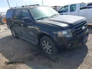 2008 Ford Expedition Limited z VIN 1FMFU19538LA87045, wystawiony jako IAAI lot #41789089 z przebiegiem 235 314 mil mil oraz . Historia ofert i sprzedaży dostępna na DreamBid. Obrazek 1.