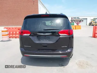 2017 Chrysler Pacifica Limited with VIN 2C4RC1GG8HR583927, listed as a IAAI auction lot 42062739 with 159,234 mi miles and . Bid and sale history available at DreamBid. Image 16.
