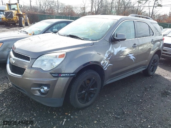 2012 Chevrolet Equinox LT w/1LT with VIN 2GNFLEEK8C6296512, listed as a IAAI auction lot 41725987 with 999,999 mi miles. Bid and sale history available at carsss.com. Image 2.
