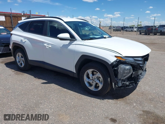 2024 Hyundai Tucson SEL with VIN 5NMJBCDE9RH339164, listed as a IAAI auction lot 42141110 with 30,230 mi miles and . Bid and sale history available at carsss.com. Image 1.