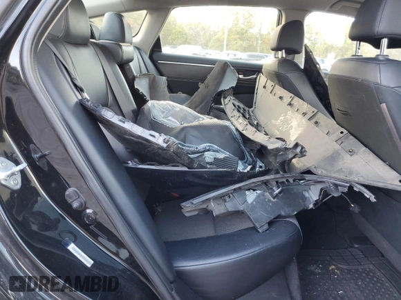 2019 Honda Clarity Plug-In Hybrid with VIN JHMZC5F12KC000237, listed as a Copart auction lot 74776494 with 0 mi miles and Salvage Title. Bid and sale history available at carsss.com. Image 11.