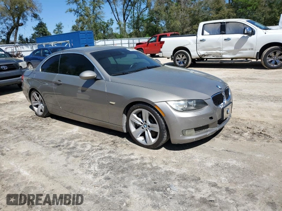 2008 BMW 3 Series 335i with VIN WBAWL73518PX55305, listed as a Copart auction lot 49326495 with 152,002 mi miles and Clean Title. Bid and sale history available at carsss.com. Image 4.