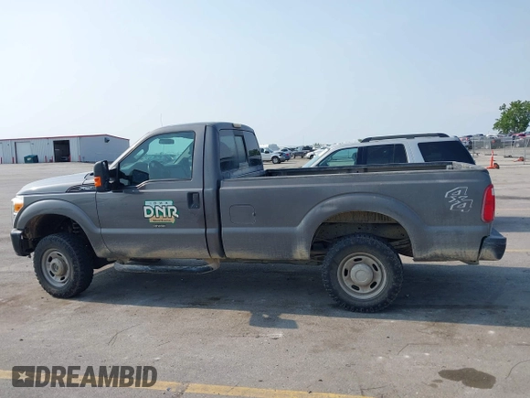 2013 Ford F-250 XL with VIN 1FTBF2B62DEB30570, listed as a IAAI auction lot 42389432 with 77,983 mi miles and . Bid and sale history available at DreamBid. Image 14.