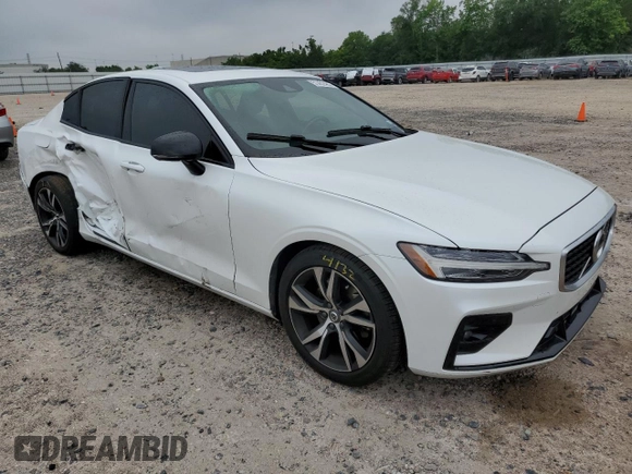 2020 Volvo S60 R-Design with VIN 7JR102FM8LG067596, listed as a Copart auction lot 51402483 with 49,417 mi miles. Bid and sale history available at carsss.com. Image 4.