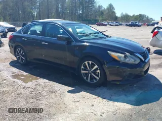 2016 Nissan Altima 2.5 S with VIN 1N4AL3AP6GC285052, listed as a IAAI auction lot 41727727 with 162,560 mi miles. Bid and sale history available at carsss.com. Image 1.
