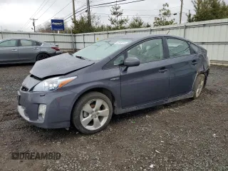 2010 Toyota Prius II with VIN JTDKN3DU5A0018102, listed as a Copart auction lot 52696305 with 139,636 mi miles and Salvage Title. Bid and sale history available at carsss.com. Image 1.